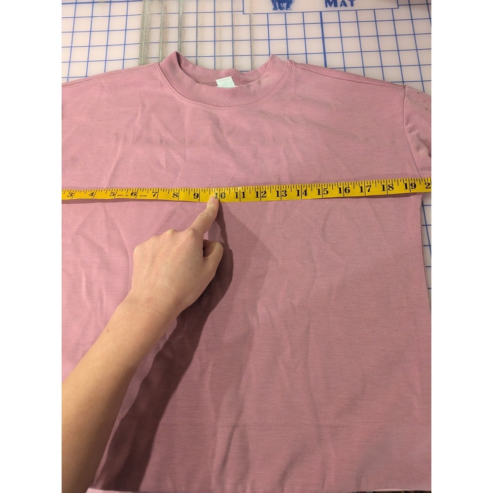 Athleta Sweatshirt Womens Size XS Purple Pink Crew‎ Neck Athleisure Flaw - Picture 11 of 12